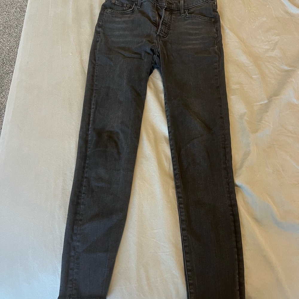 Aritzia Denim Forum Nico Mid Rise Skinny Crop Black Women's Jeans